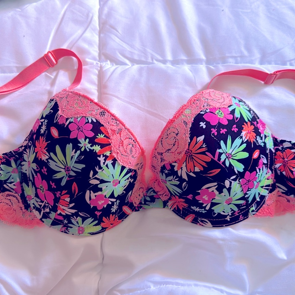 Bra 34DD